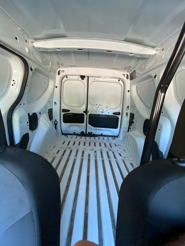 Imagen 8 de 9 de Renault Kangoo 2021 Ii Express Confort 1.6 Sce