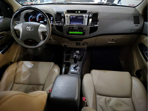 Imagem 12 de 14 de Toyota Hilux Sw4 Srv 3.0 Diesel 7 Lugares 2012
