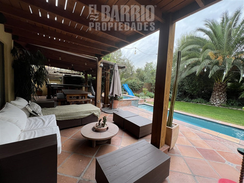 Casa En Venta De 3 Dorm. En Colina
