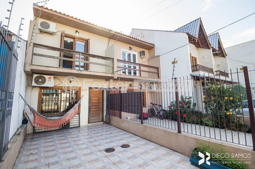 Casa, 2 Dormitórios, 116.9 M², Guarujá - 205411