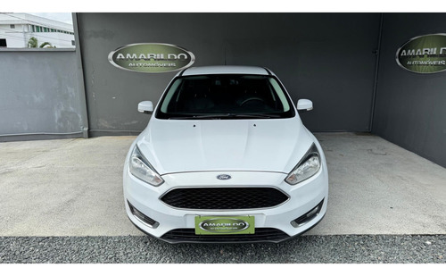 Ford Focus 2.0 SE PLUS FASTBACK 16V FLEX 4P POWERSHIFT