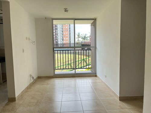 Apartamento En Arriendo Ubicado En Rionegro Sector Fontibon (10873).