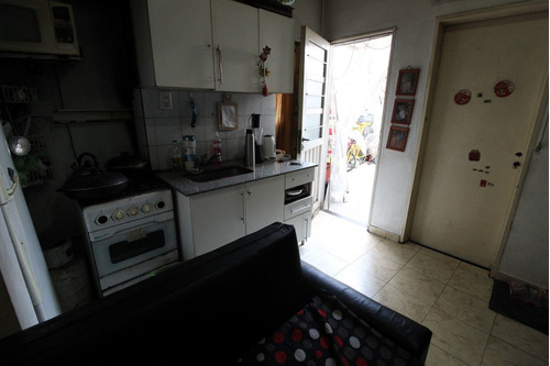 Imagen 3 de 12 de Departamento 3 Ambientes Con Patio Interno Baja Expensa