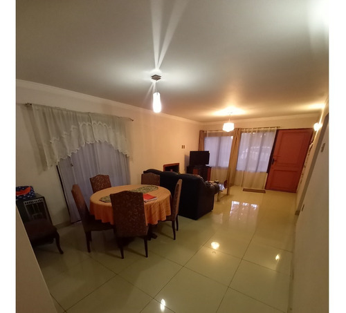 Imagen 12 de 23 de Rebajada!! Gran Terreno De 480 M2. Casa Solida, Conectividad