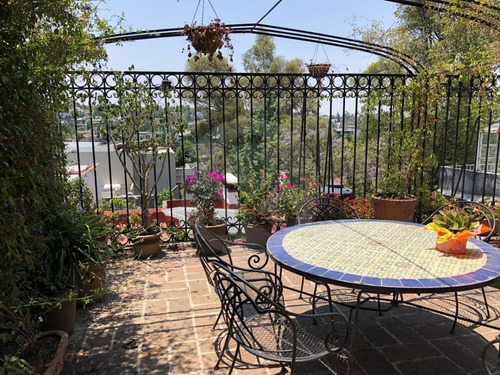 Casa En Venta En Lomas De Bezares