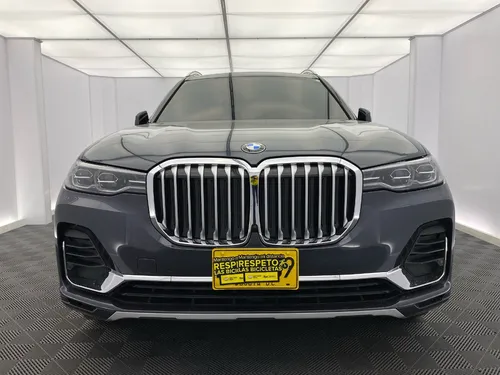 BMW X7 3.0 Xdrive 40i Pure Excelence