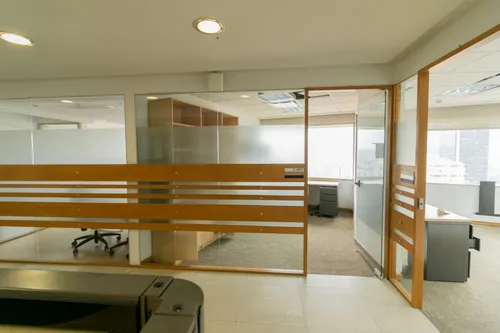 Oficina En Arriendo En Centro Internacional. Cod A1094008