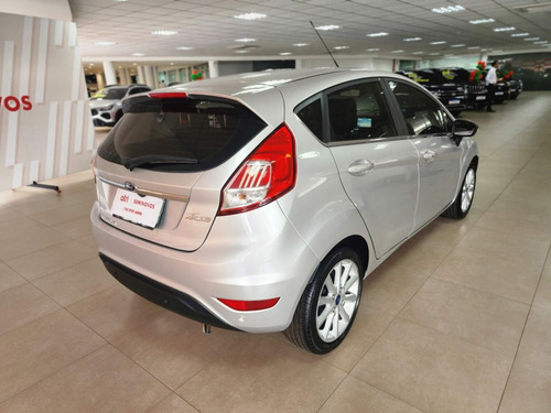 Ford Fiesta 1.6 TI-VCT FLEX TITANIUM POWERSHIFT