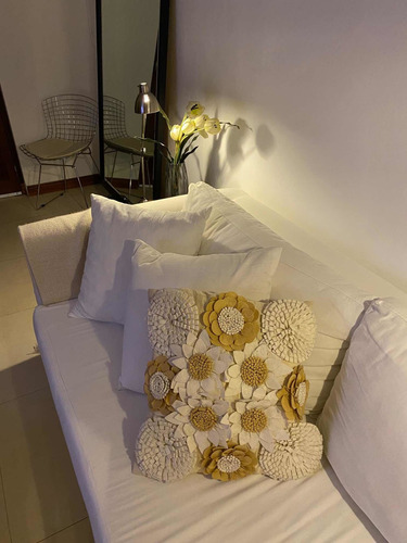 Imagen 2 de 4 de Almohadones Hindúes