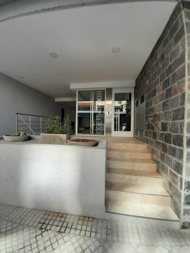 Imagen 6 de 30 de Venta Departamento 1 Dormitorio Con Patio - 1ro Mayo 1100 - Martin