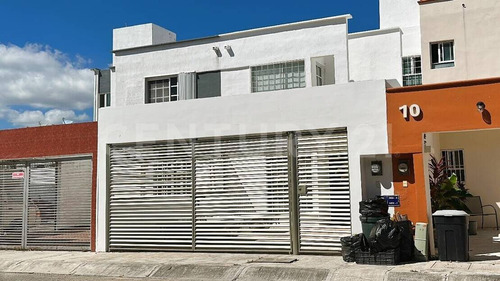 Casa En Venta, Sol Del Mayab, Supermanzana 56, Avenida Las Torres