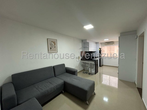 Norgelin Diaz Alquila Apartamento En El Este De Barquisimeto Con Planta Eléctrica Y Piscina Cod.25-17501