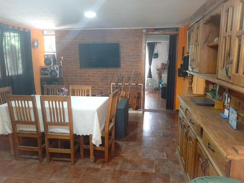 Imagen 23 de 29 de Amplia Casa Con Locales Funcionando Al Frente,depto Y Pileta