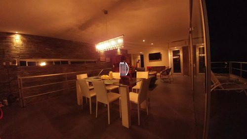 Espectacular Casa Con Vista Al Mar.ref:5387