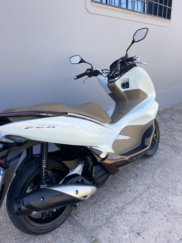 Imagen 3 de 17 de Honda Pcx 150 Mod 2020 Igual 0km Scooter Sport Motors