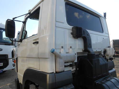 Imagem 8 de 10 de Vw 8 160 Chassi