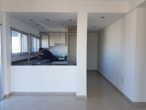 Imagen 6 de 17 de Departamento De 3 Ambientes A Estrenar - Catamarca 2000