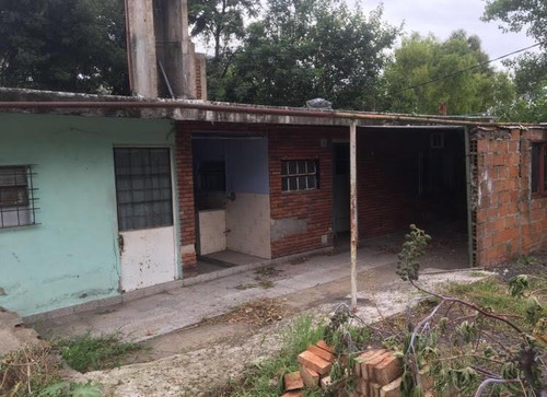 Excelente Establecimiento De 200 M2 Cubiertos Sobre Una Superficie De 3500 M2 S/ Camino De Cintura