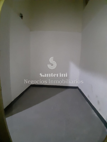 Imagen 12 de 13 de Alquiler Locales Comerciales Centro, Paysandú Y Andes, Planta Baja, Al Frente, Consulte!!!!