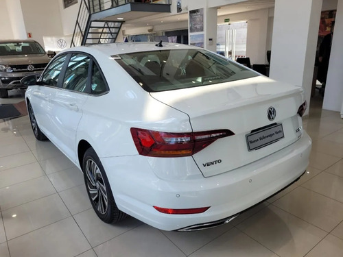 Imagen 5 de 18 de Vento Highline 1.4 150cv Automatico O Km #30