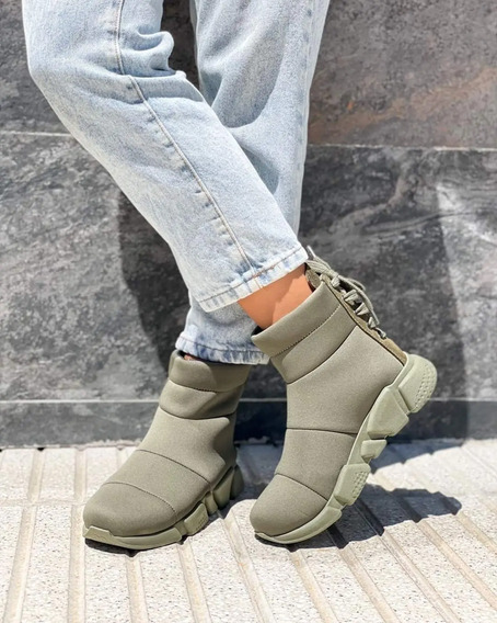 Zapatillas Tipo Botas Negras | MercadoLibre 📦