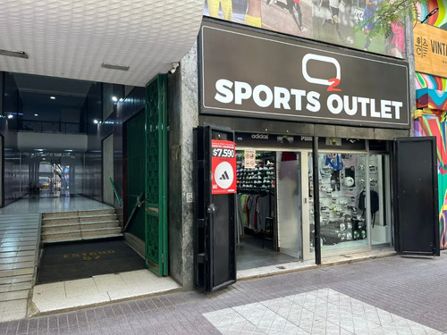 Gran Local Comercial En Paseo Estado - Santiago.