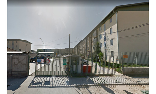Departamento En Condominio De 3 Dorm. Acepta Subsido
