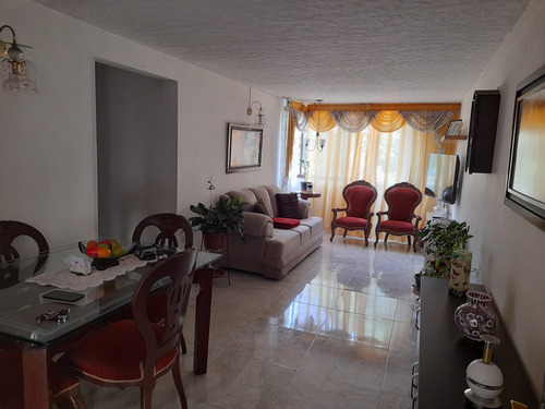 Venta Apartamento De 75mt2 En El Dorado, Sur De Cali, 10790