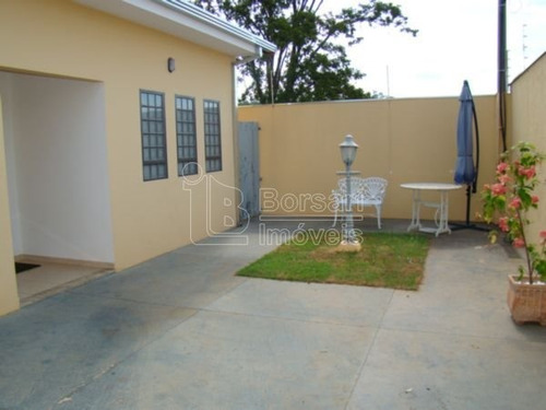 Imagem 4 de 6 de Venda De Casas / Padrão Na Cidade De Araraquara 3179
