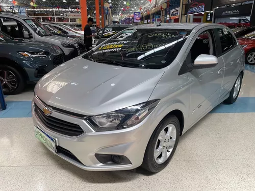 Chevrolet Onix 1.4mt Lt2019 em Curitiba