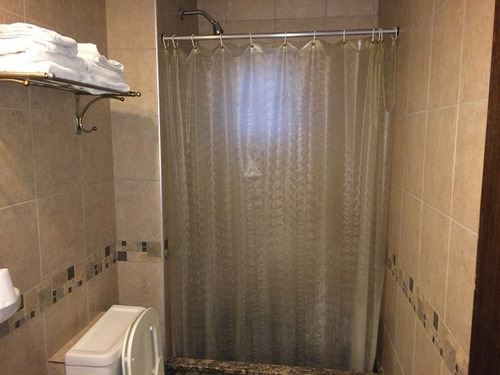 Departamento En Venta Ubicado En Balvanera, Capital Federal, Buenos Aires