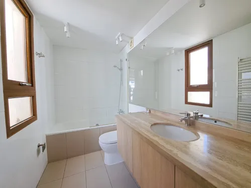 Arriendo Departamento Vitacura Duplex 2dormitorios 3baños