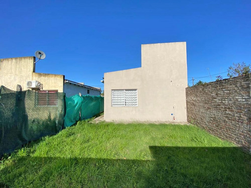 Imagen 14 de 16 de Casa Ph - 2 Ambientes - Merlo - Oportunidad