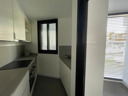 Imagen 4 de 15 de Excelente Apartamento 3 Dormitorios En Primera Línea Malvín - Lyra #104