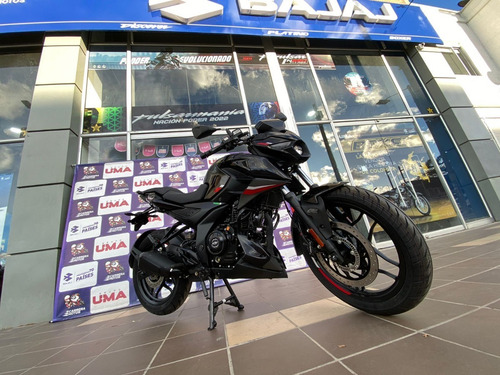 Imagen 8 de 25 de Pulsar N250