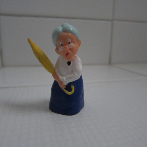 Abuelita Ema Looney Tunes Muñeca