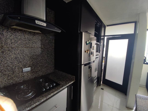 Imagen 13 de 19 de Apartamento En Venta En Urb Bosque Alto, Remodelado 04121994409