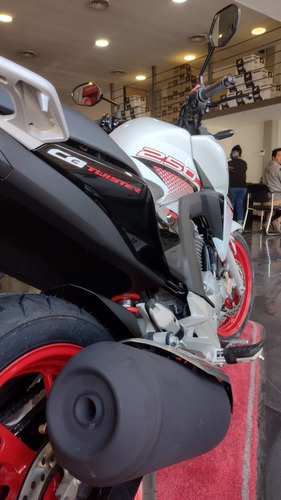 Imagen 6 de 16 de Honda Cb 250 Twister 2023 Honda Redbikes