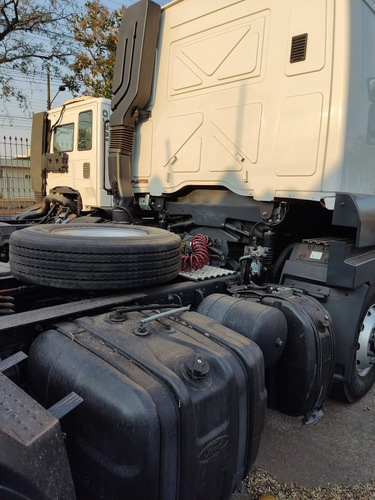 Imagem 7 de 11 de Ford Cargo 2842
