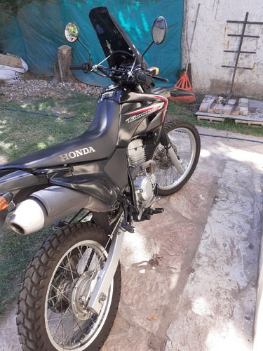 Imagen 6 de 6 de Honda Tornado 250