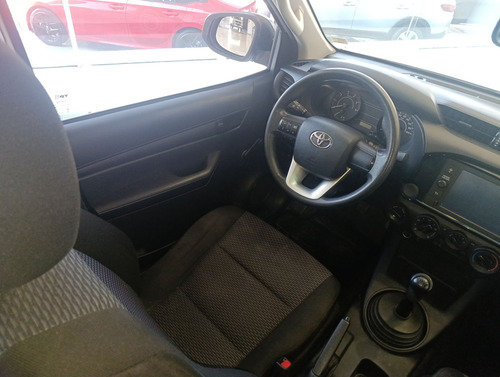 Toyota Hilux 2.8 Tdi Cabina Doble 4x4 Mt