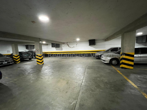 Oficina En Alquiler En Las Mercedes. Sw Mls #25-4418