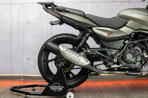 Bajaj Pulsar 180 Fi 2022