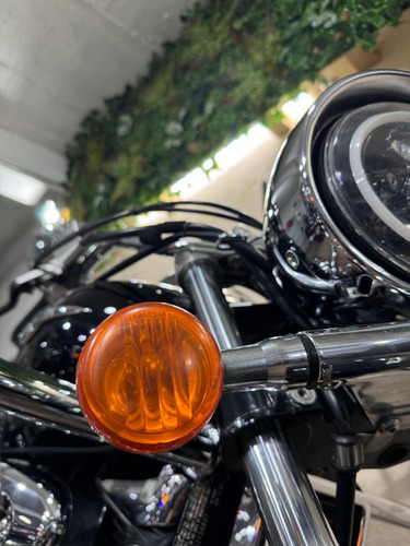 Poderosa Suzuki Boulevard C90, Para Todo Tipo De Viajes
