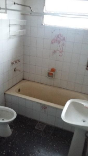 Imagen 6 de 10 de Casa En Venta En Caseros