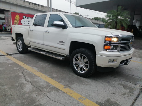 Chevrolet Cheyenne 5.3 V8 Doble Cabina High Country 4x4 At