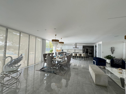 Venta Espectacular Y Lujosa Casa En Rozo