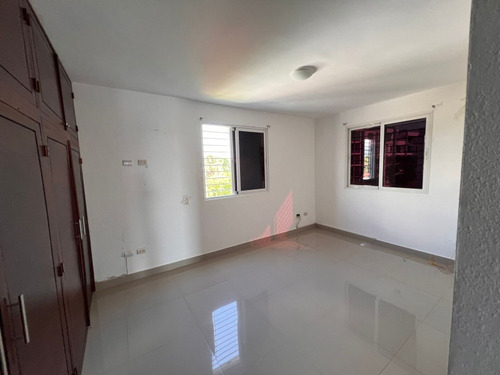 Apartamento En Venta Cerro Hermosoespacioso, Elegante Y
