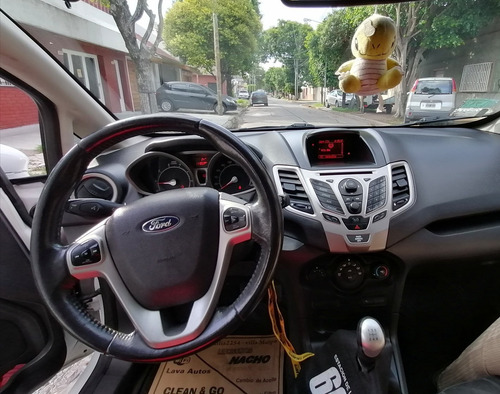Ford Fiesta 1.6 Max One Edge Plus 2011