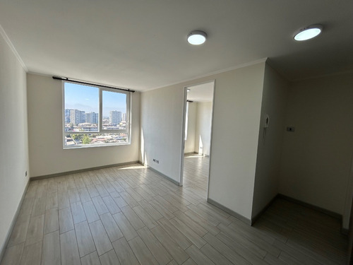 Metro Lo Ovalle; Impecable - 1dorm+1b, Oriente, Codjc